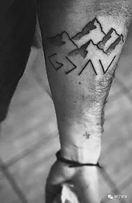 前臂纹身图案推荐,前臂纹身图案大全