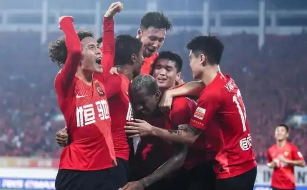 广州恒大能代表中国参加世界杯么,广州恒大阵容2013