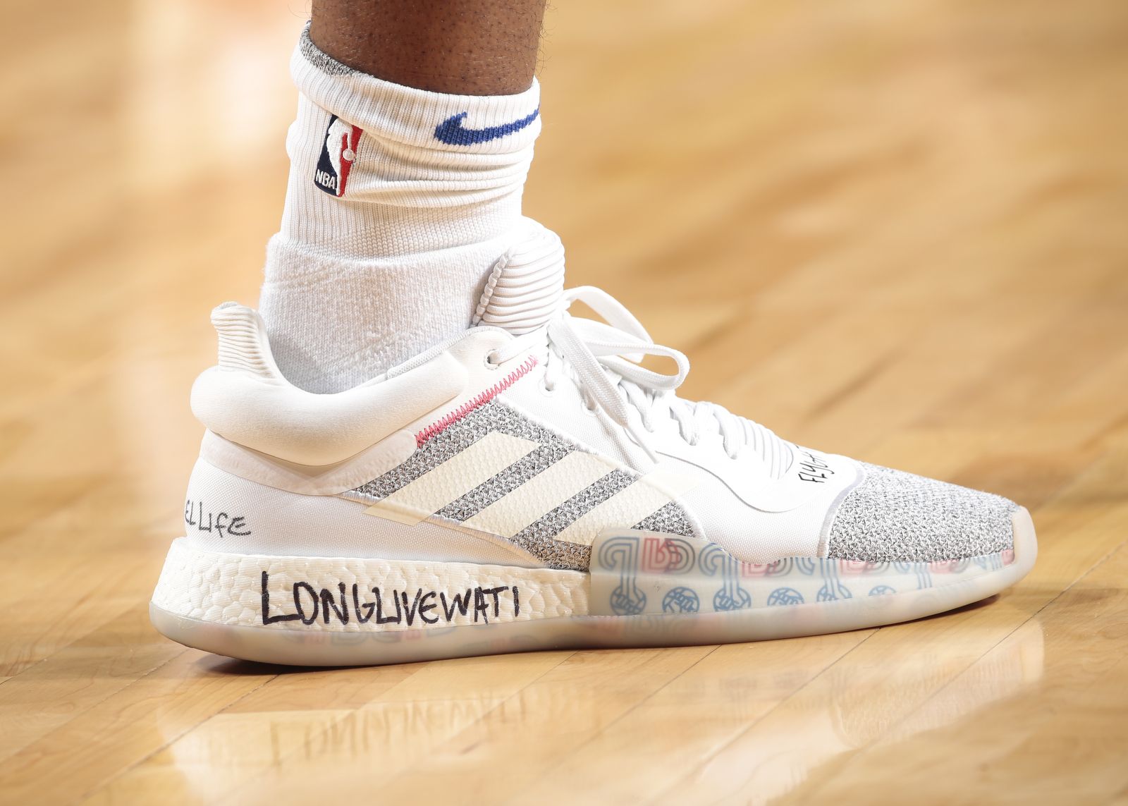 marqueeboost实战测评,阿迪达斯篮球鞋marqueeboost测评