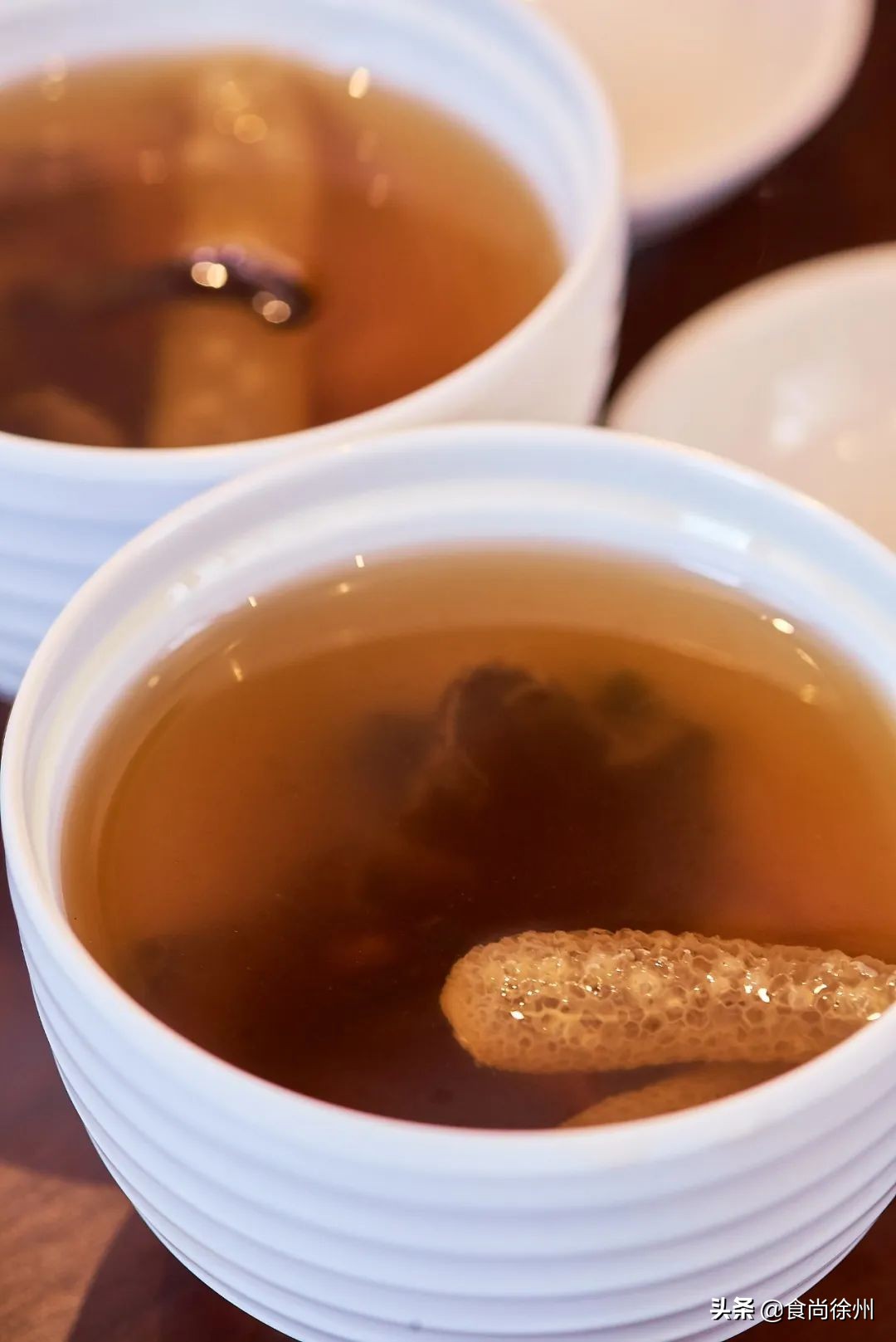 徐州张柏芝一秒到日本？其实正在吃日料，和服免费穿，过足cos瘾