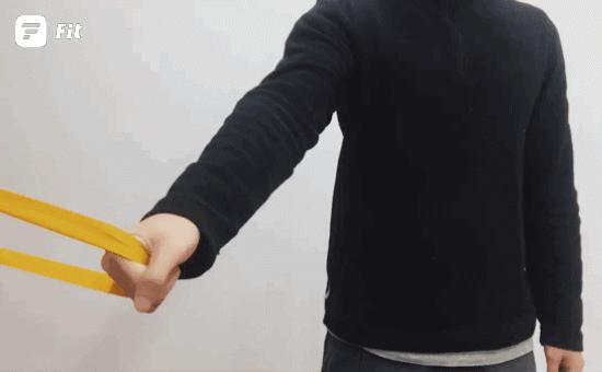 健身人群肩膀疼痛用什么药,健身人肩膀常见伤病