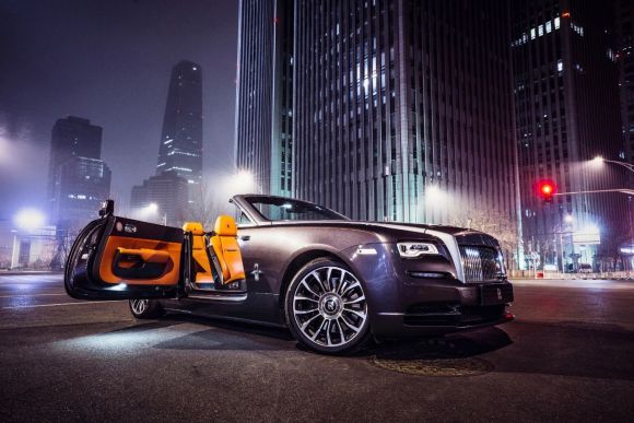 镀晶和隐形车衣到底有什么区别,汽车镀晶好还是贴隐形车衣好