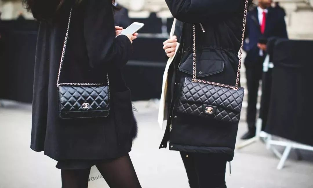 千元可以买什么轻奢包,千元左右值得买的包