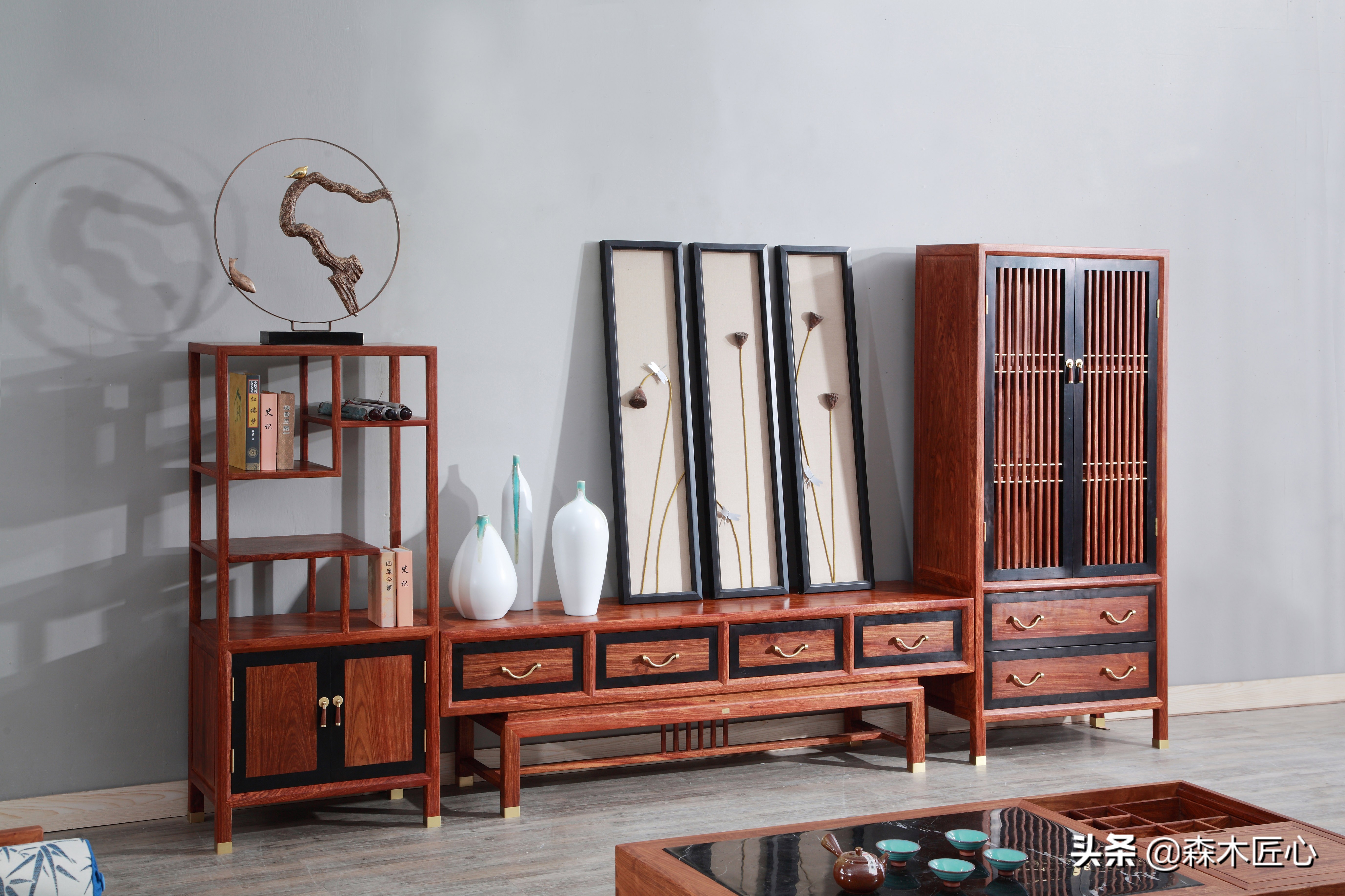 新中式红木电视柜配什么电视墙,高档红木中式客厅电视柜图片