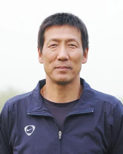 李志高小传丨江苏门神扑救强，桃李满园好芬芳