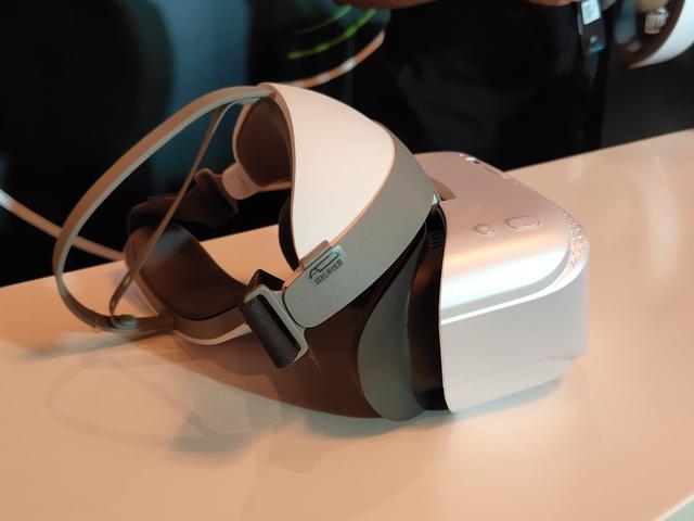 奇遇dreampro节奏光剑,奇遇2s可以玩节奏光剑吗