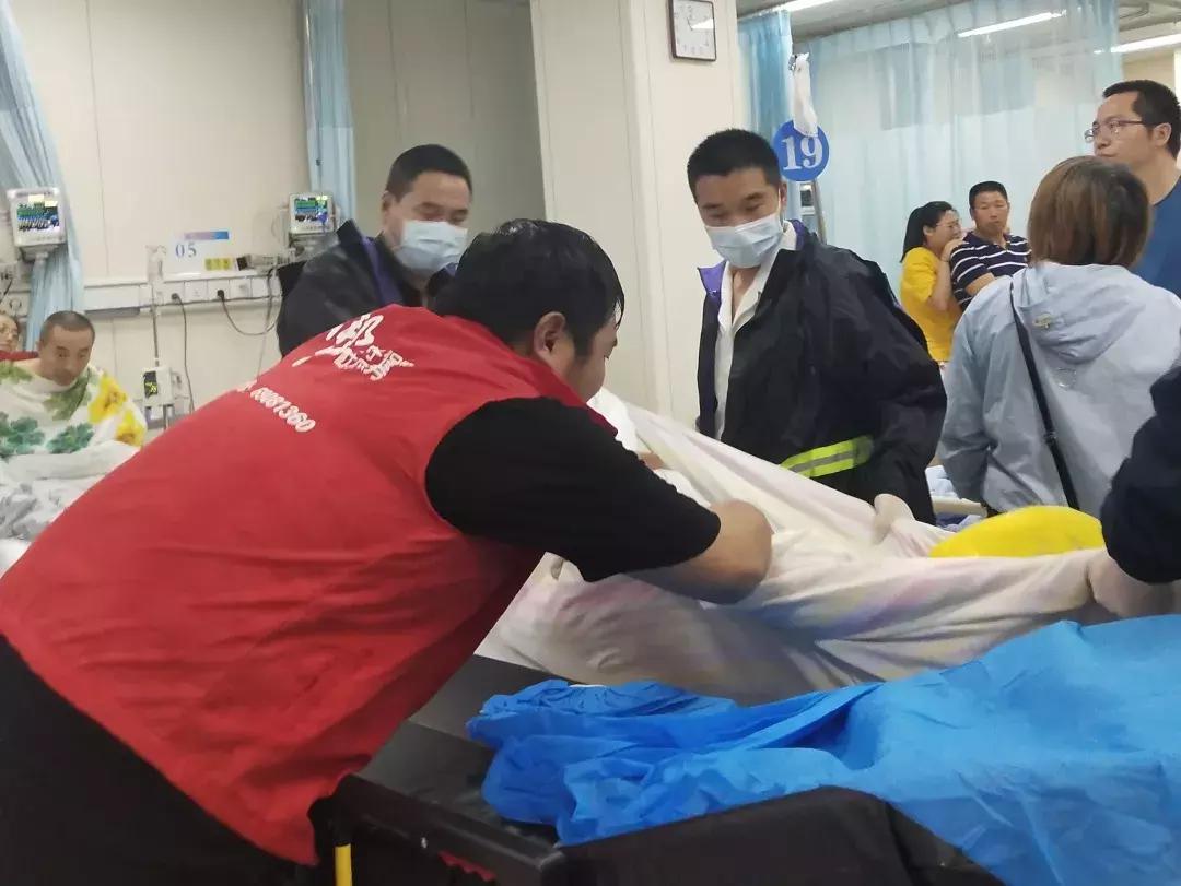 一封紧急救援信 (救援队致社会爱心人士一封感谢信)