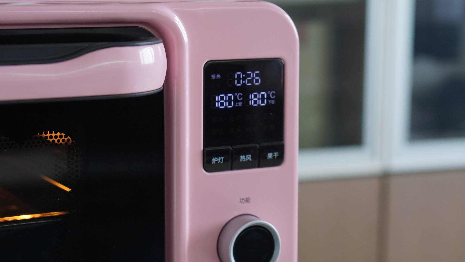 烘焙烤箱该如何选择,烘焙小白要准备哪些食材