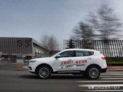 2017款哈弗h62.0t,中国神车h6值不值得买