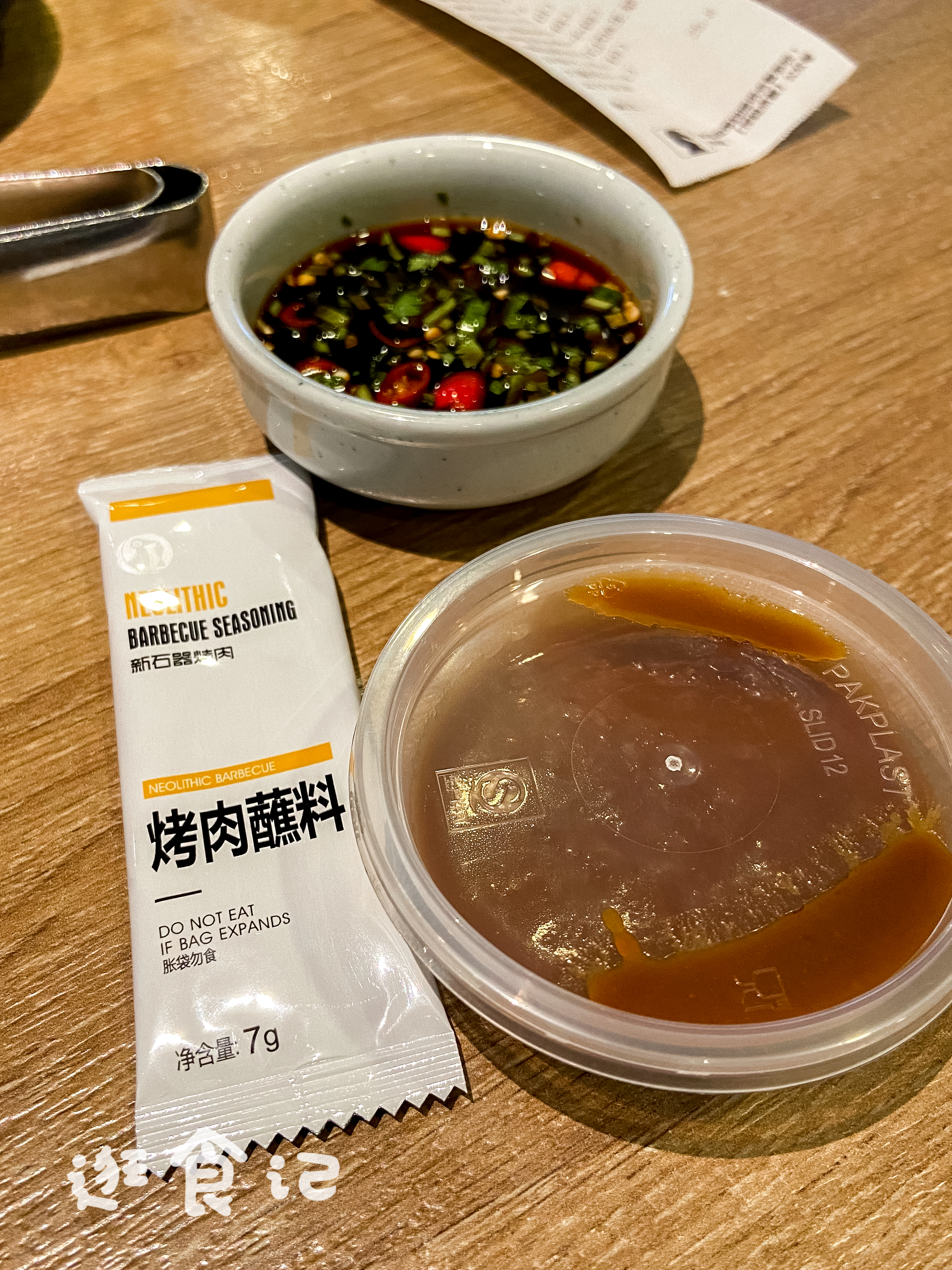 新石器烤肉特色,过气网红餐饮现状