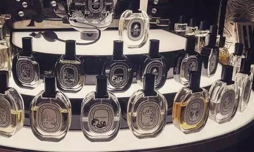 明星都爱用的6款小*香众**水，竟然都不贵