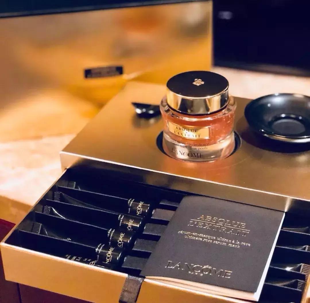 李佳琦omg画面,李佳琦也直呼omg的神奇效果