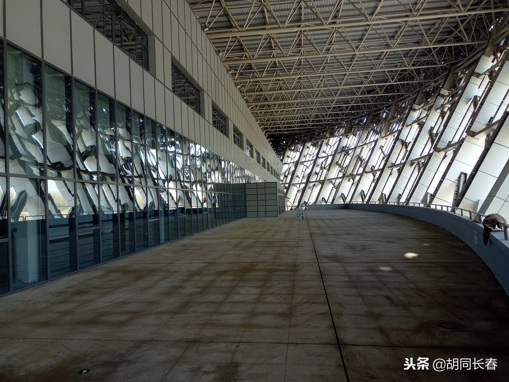 闀挎槬濂ユ灄鍖瑰厠鍏洯鐢板緞鍥剧墖,闀挎槬濂ユ灄鍖瑰厠涓績鎷嶆憚