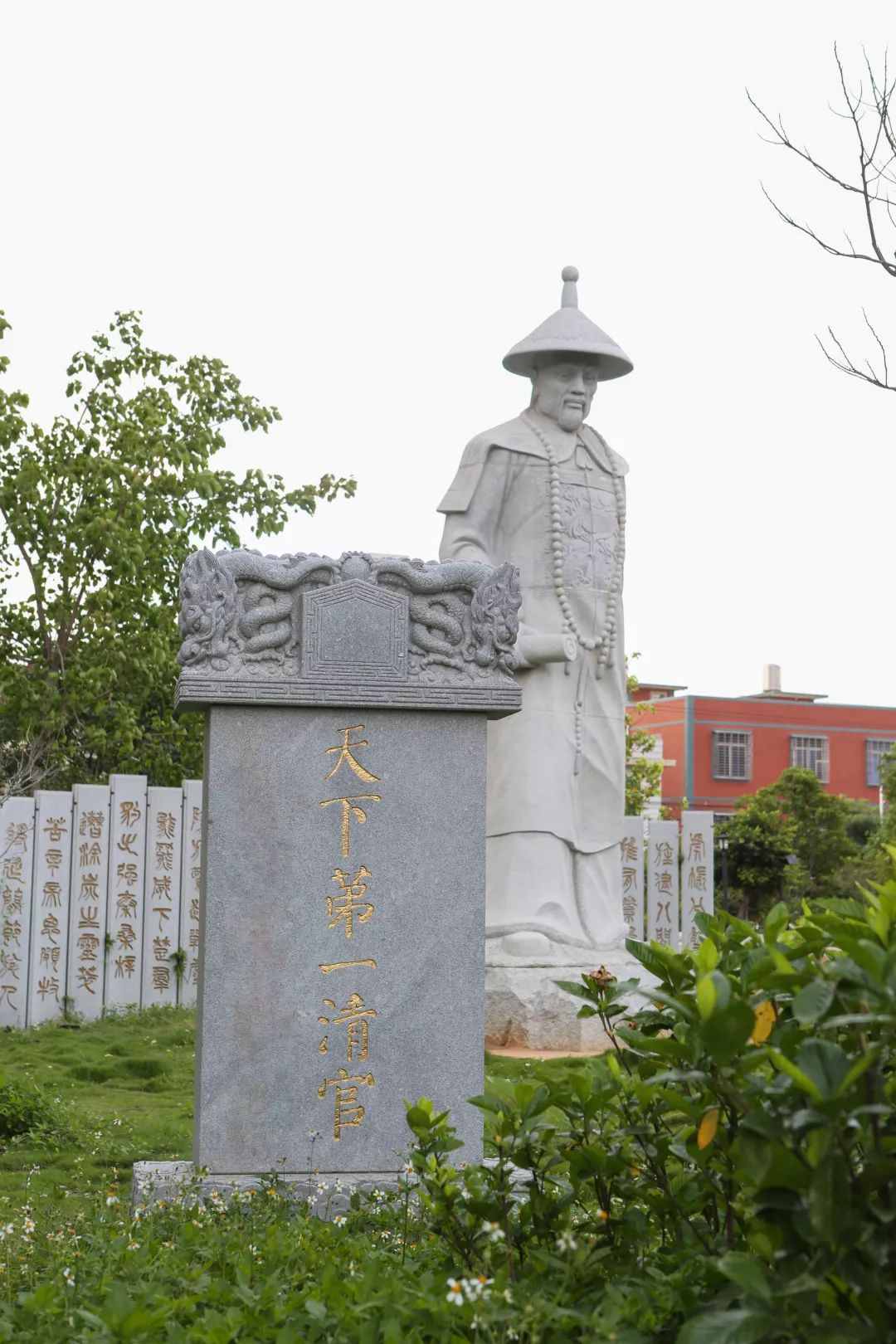 渚ㄨ缁挎鍜栧暋,鍙戠幇榫欐箹涔嬬編