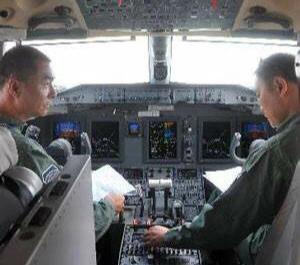 建国劫机第一案惊心动魄“子爵号”机组当场击杀歹徒（二）