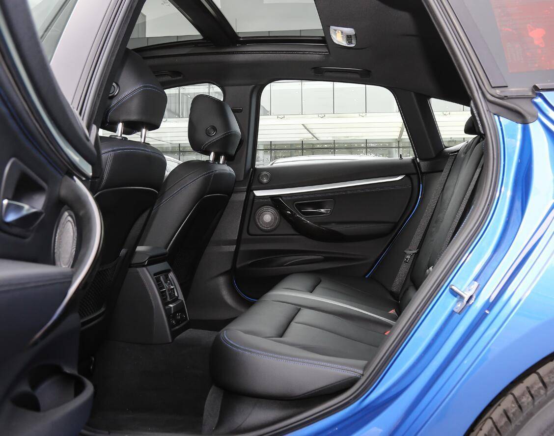 宝马3系测评奔驰c,奔驰glc260和宝马3系gt