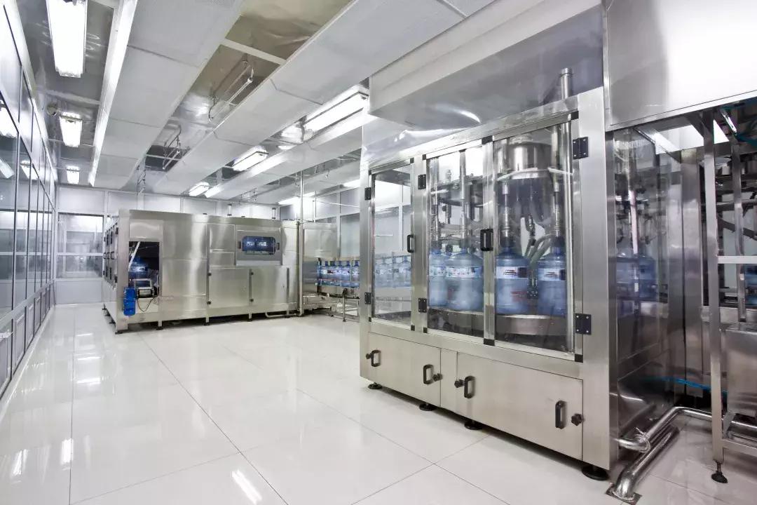 春天不一定非选择植树，带孩子免费参观普利思健康水世界吧！