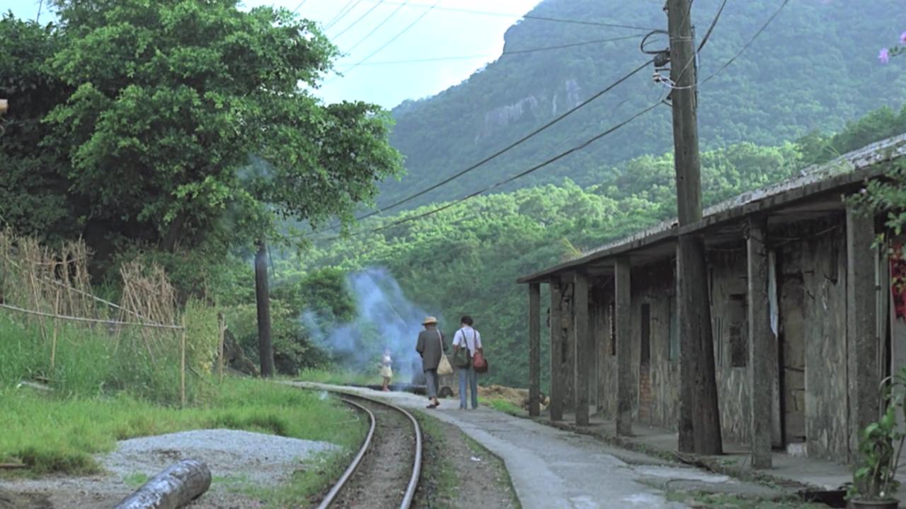 恋恋风尘表达的意思,恋恋风尘表达的感情