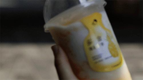 喜茶金菠萝图片,喜茶满杯金菠萝芝芝芒芒冰全糖