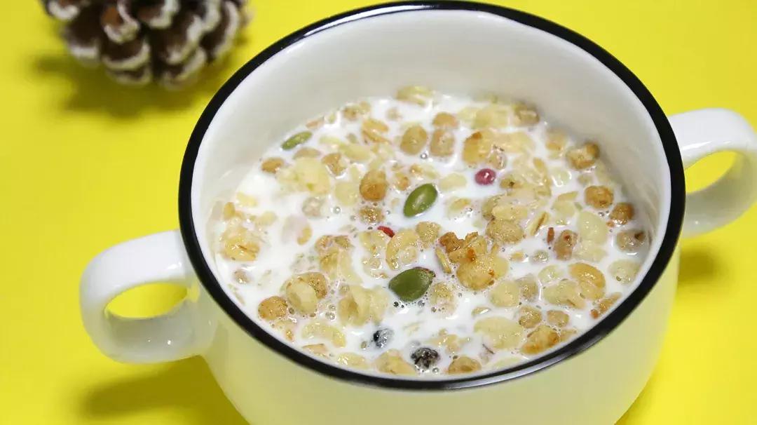 早餐即食麦片选哪些好,低脂营养即食麦片哪种好