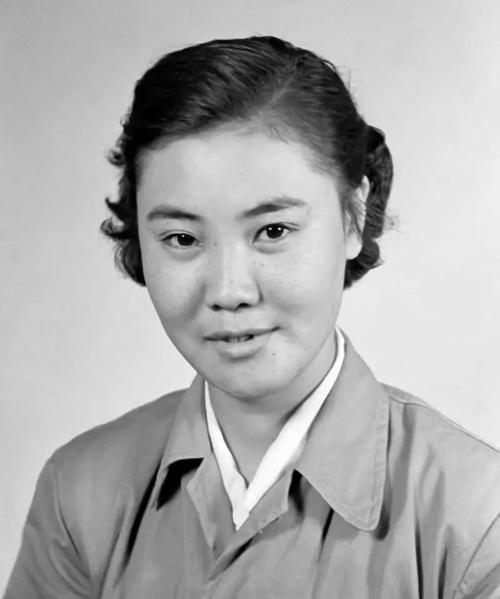 郭兰英为什么不生孩子,郭兰英的后半生