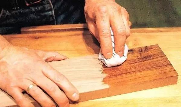 大漆加桐油怎么做面漆干的快又亮,桐油和水性清漆