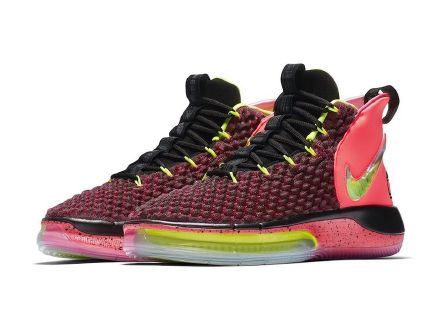 全掌zoom变一半就敢叫新科技的Alphadunk还不如䨻版本的驭帅13