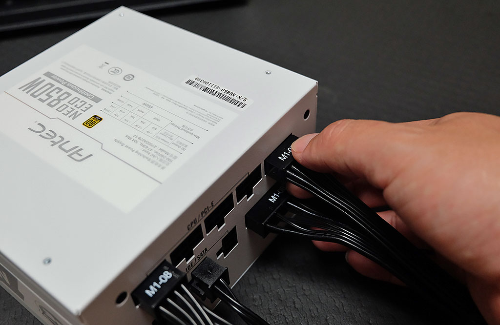 组装电脑，机箱怎么选？来看一下超频三光愈LM200机箱的组合搭配