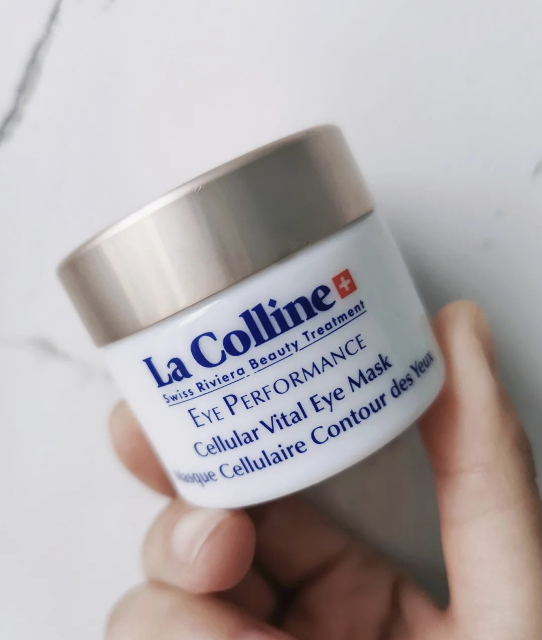 徐璐的早期化妆全过程,徐璐用的脸部素颜霜