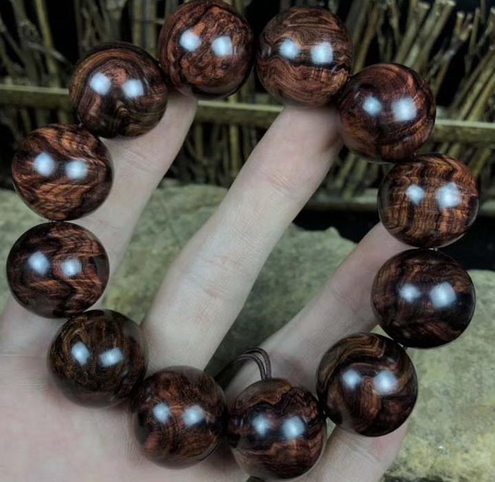 有收藏价值的木质手串,木质文玩手串