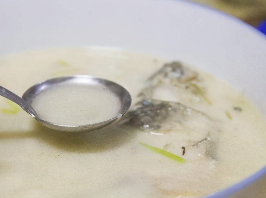 不管炖什么鱼汤牢记4点,不管炖什么鱼都要记住这个诀窍