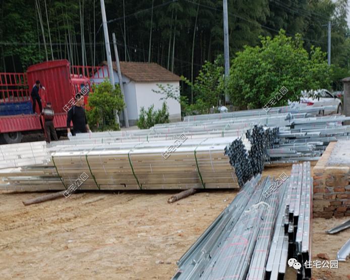 农村盖500平重钢钢构别墅多少钱,农村盖钢结构别墅