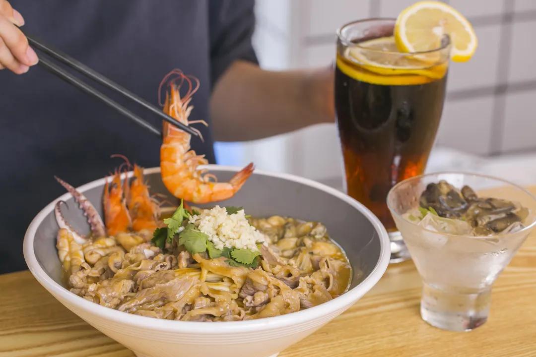 厦门沙茶海鲜面 (海鲜沙茶面厦门特产)