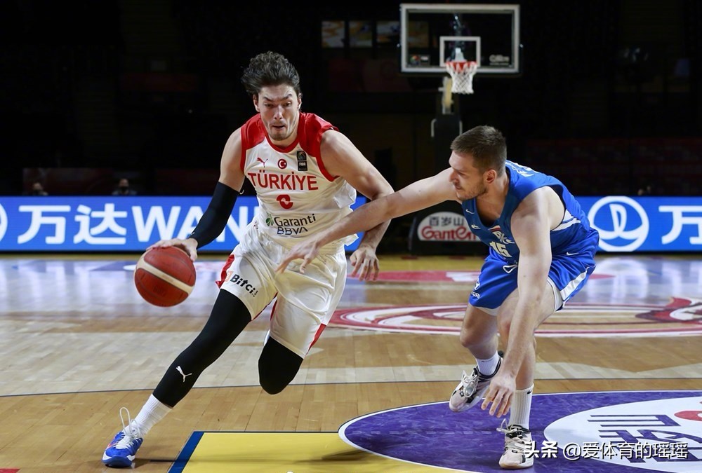 一节摧毁对手!男篮奥运落选赛希腊逆袭土耳其!字母弟压制奥斯曼