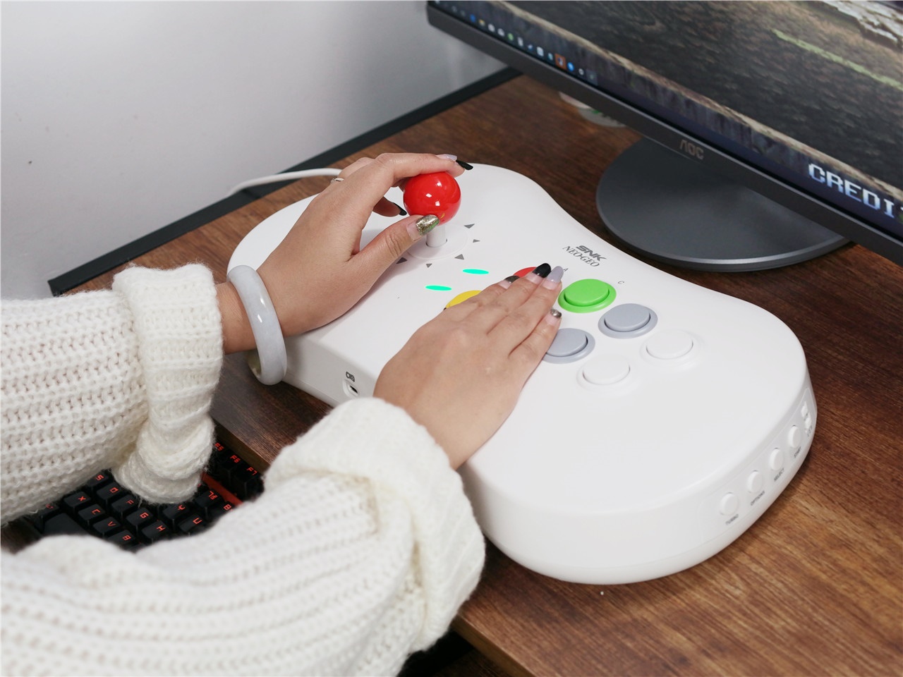 snkneogeo测评,snk游戏机neogeo摇杆模式