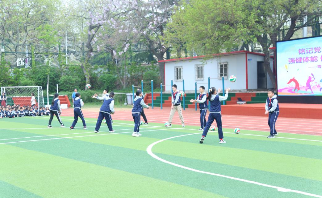 青岛太平路小学运动会啦啦操,青岛市体育节