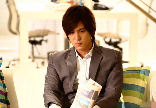 有黑帮背景明星,哪些明星有黑道背景