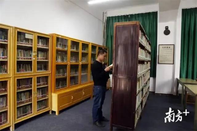 饶平新图书馆建在哪里,潮州新建足球场规划图