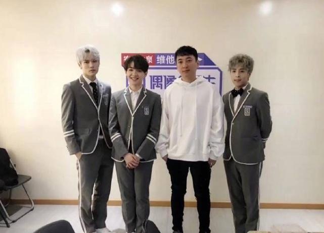 王思聪豪华酒吧,王思聪顶级酒吧