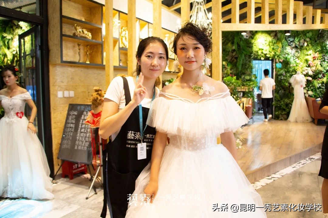 专业新娘妆化妆师必备物品清单,新娘跟妆的正确接单方法