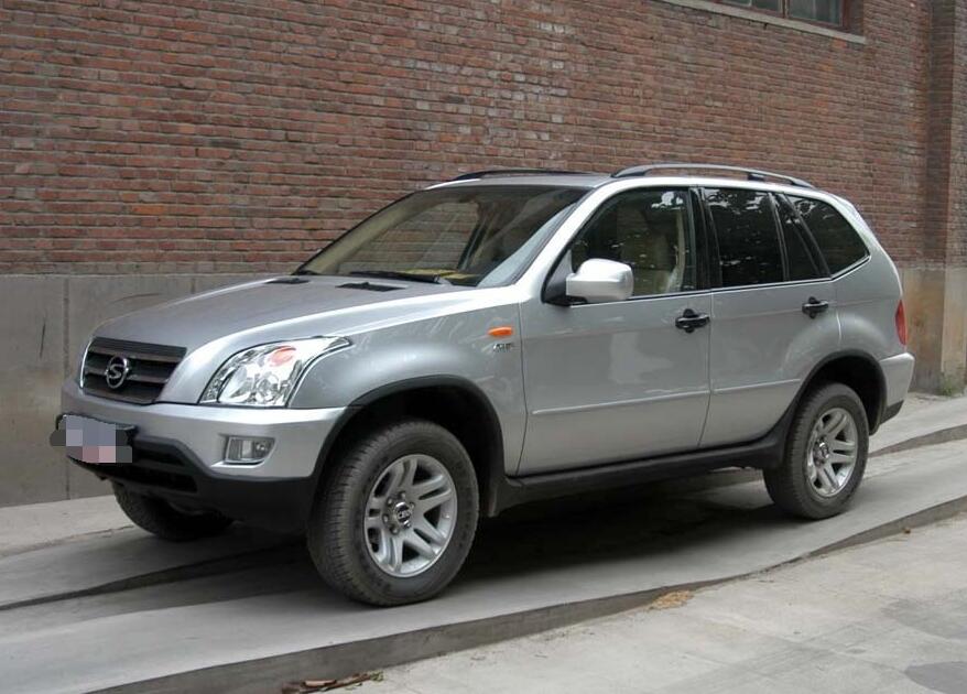 双环汽车仿造本田crv,双环仿切诺基