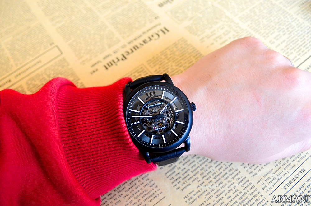 阿玛尼，世界闻名的时尚奢侈品大牌，他制作的腕表怎么样呢