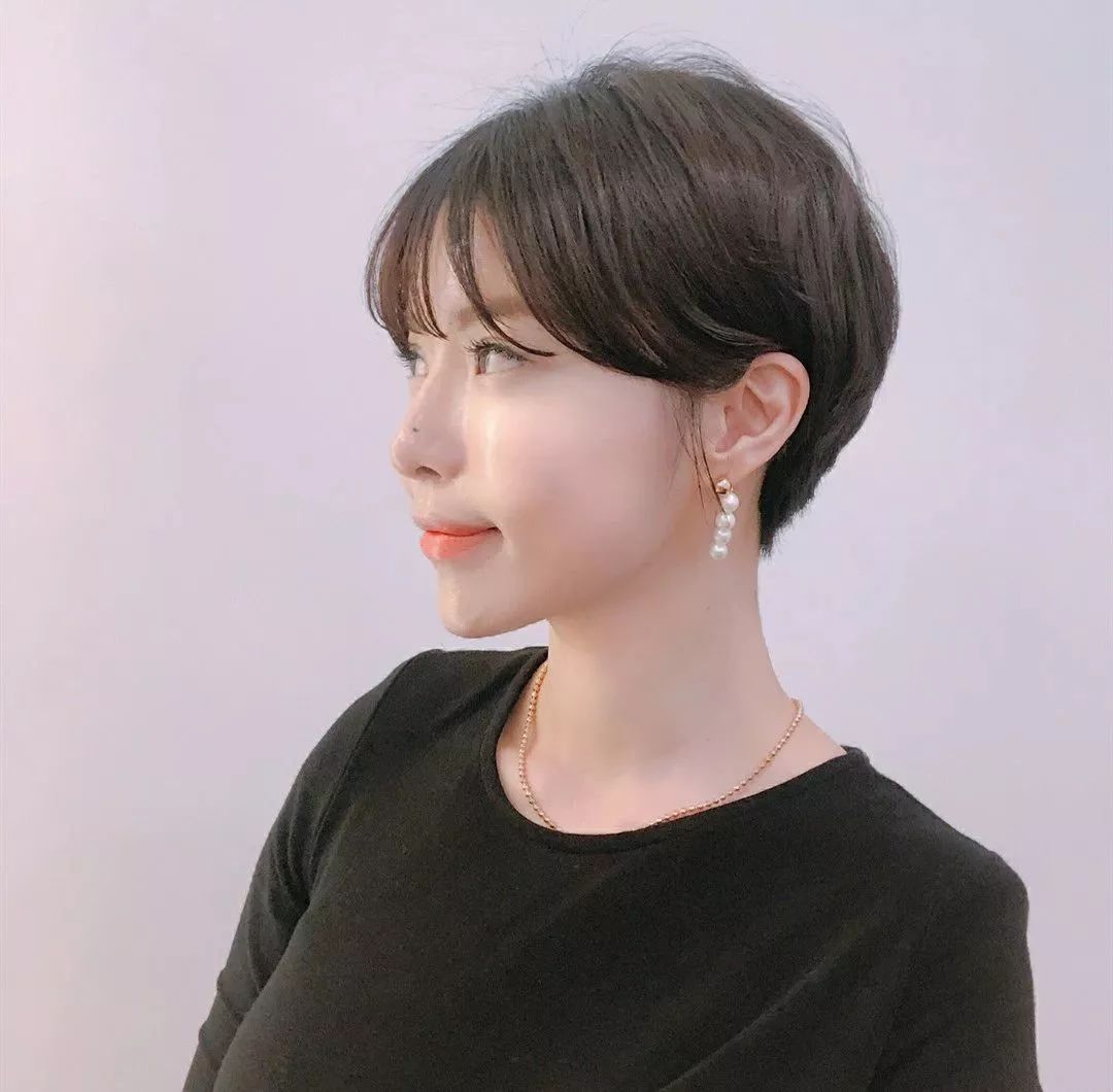 中长发锁骨发烫发中卷,初恋锁骨发中长发烫发