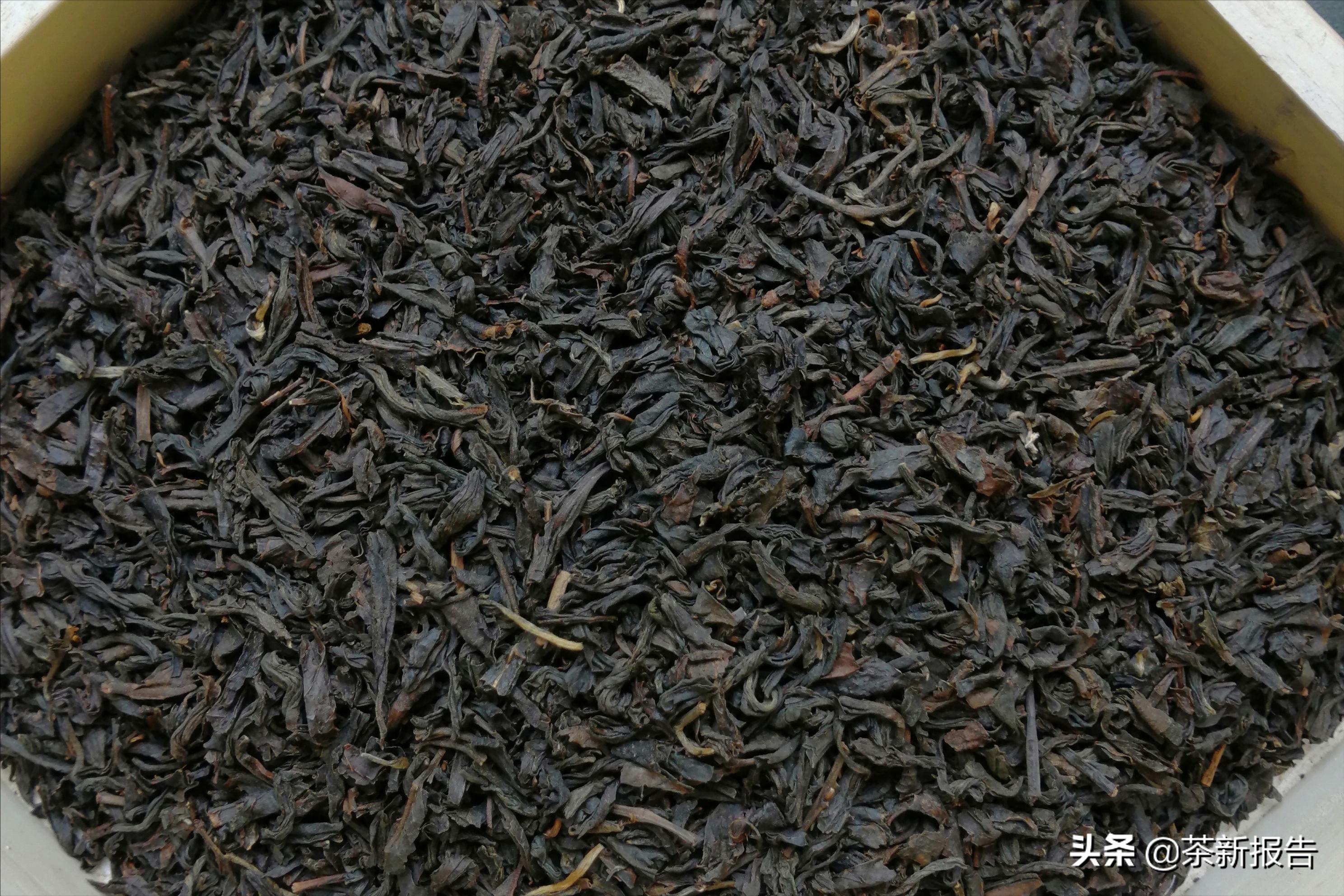 吹牛茶,茶桌上吹牛