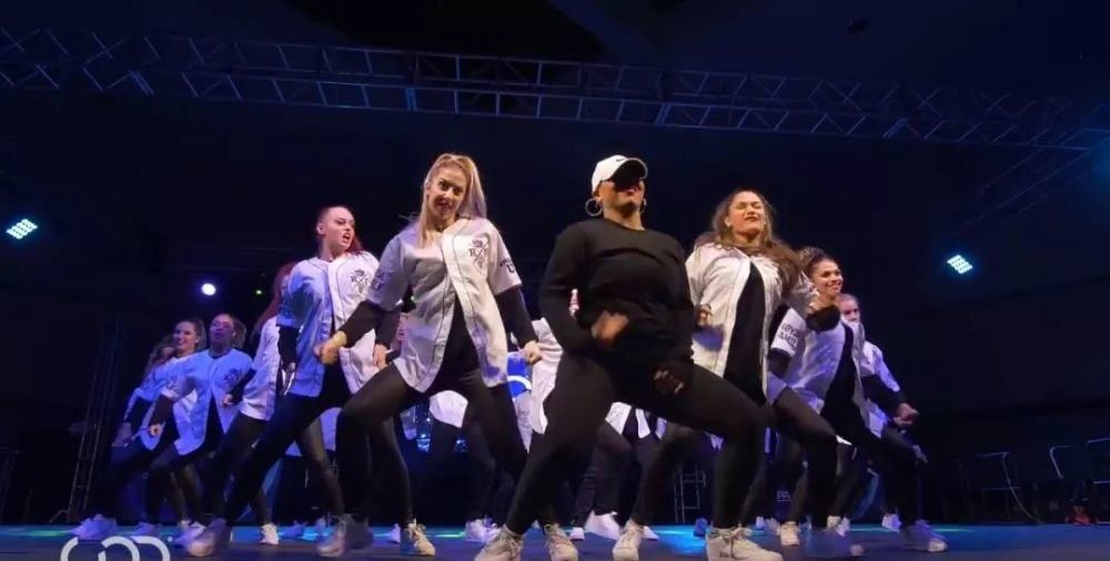 鬼鬼吴映洁牛仔裤高清写真,鬼鬼吴映洁丹宁