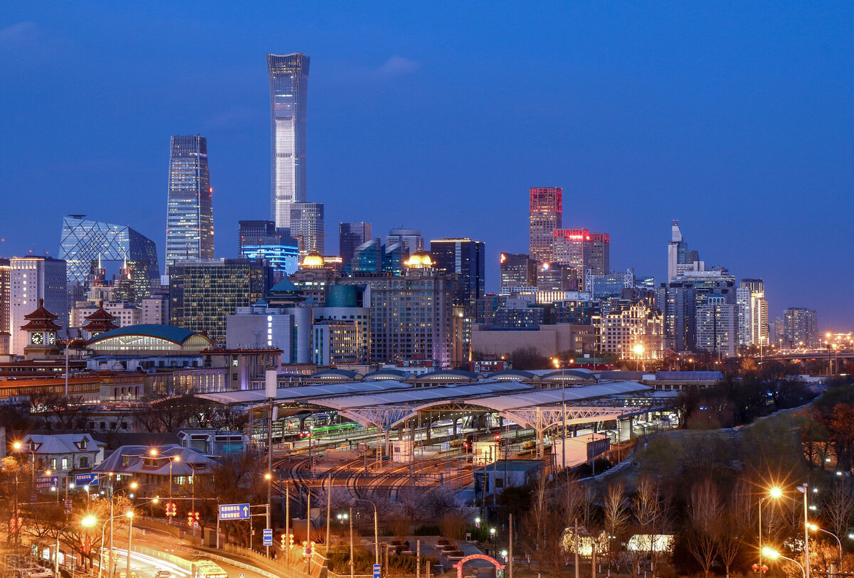 中信大厦中国尊北京最高楼,擎天柱北京展览馆