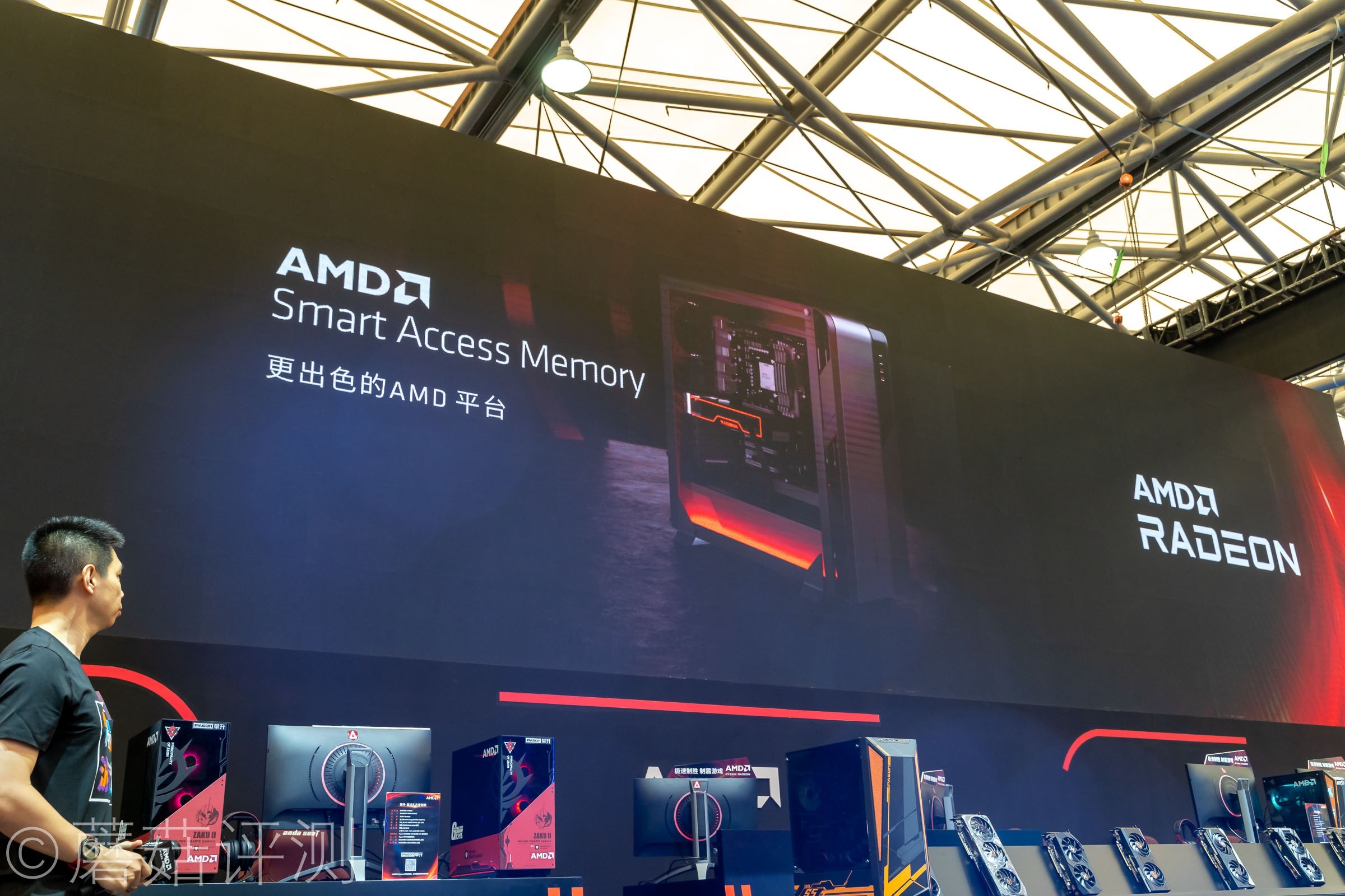 又有啥好玩的？蘑菇带你逛ChinaJoy2021，硬件、车和漂亮的小姐姐