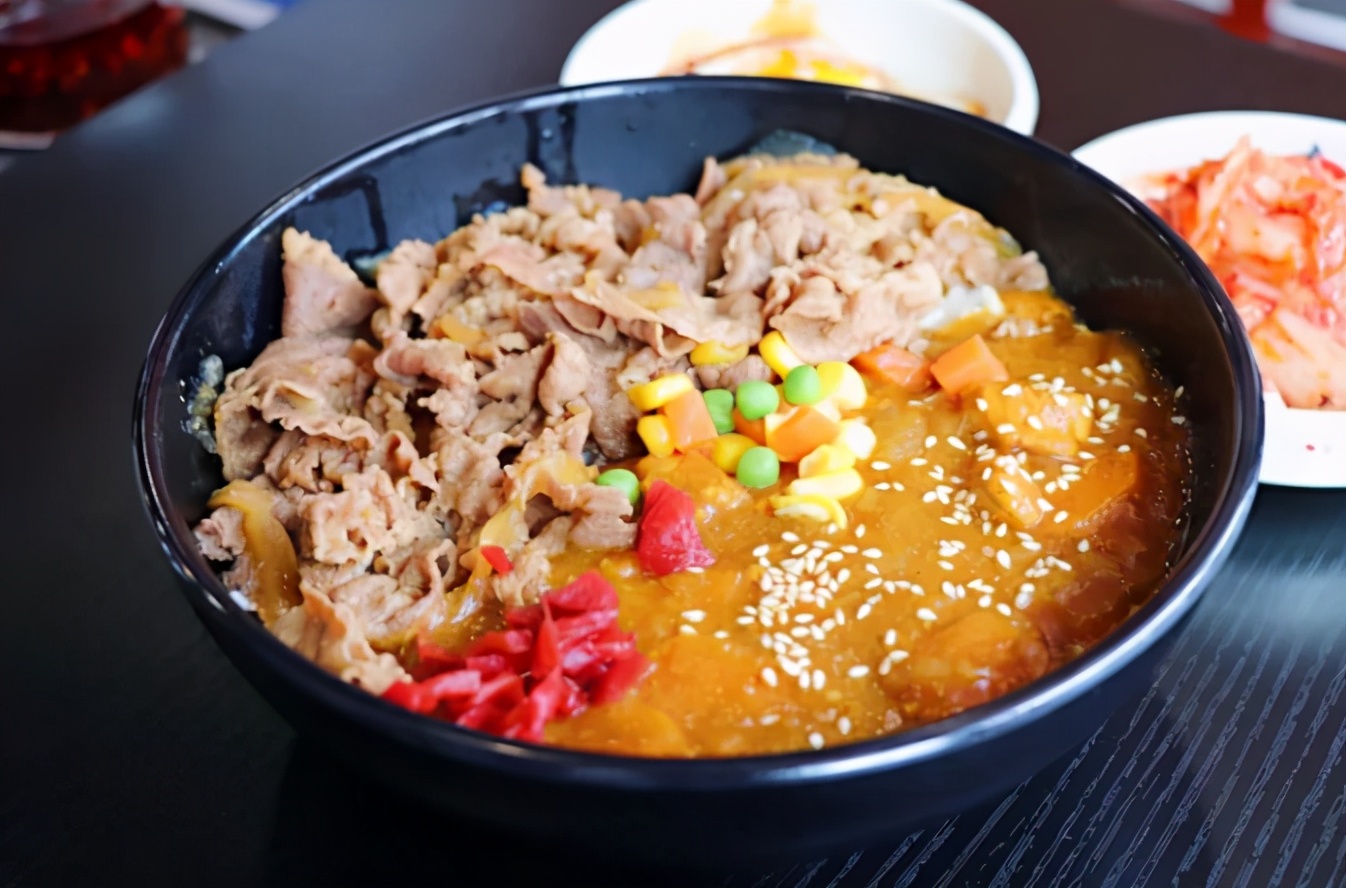 咖喱饭成本高不高,咖喱饭的前景怎么样