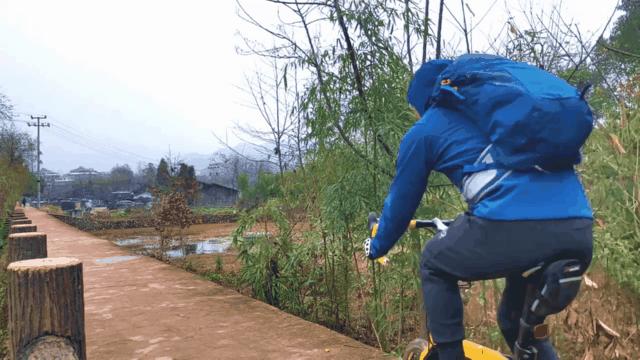 旅游/短线背包怎么选—拓乐ThuleCapstone22L背包体验记