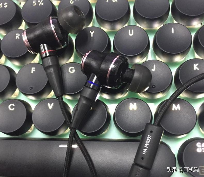 比有线耳机声音还大的蓝牙耳机,jvcfw001耳机拆解